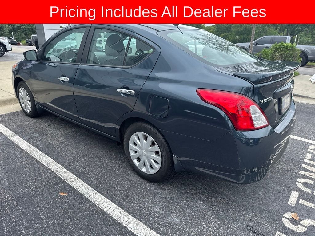 2015 Nissan Versa 1.6 SV