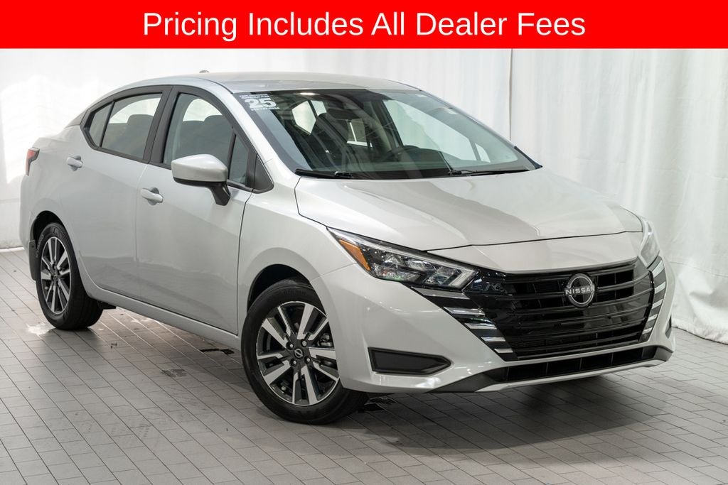 2025 Nissan Versa 1.6 SV CVT's photo