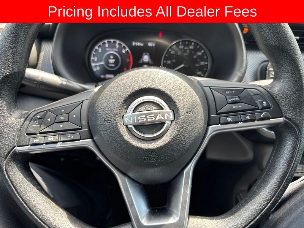 2022 Nissan Kicks SV