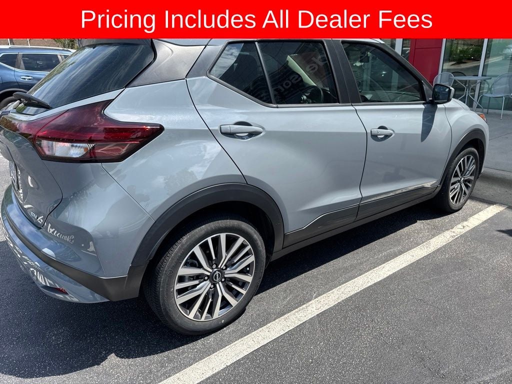 2022 Nissan Kicks SV