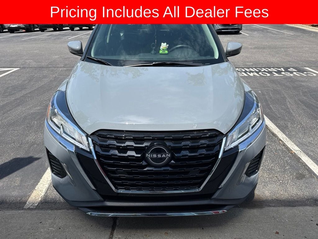 2022 Nissan Kicks SV