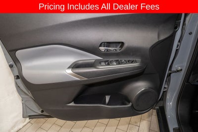 2022 Nissan Kicks SR
