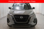 2022 Nissan Kicks SR