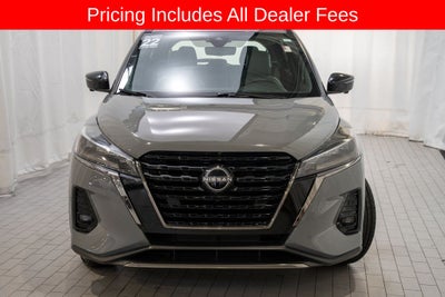 2022 Nissan Kicks SR