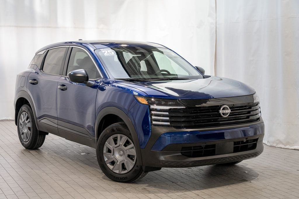 2025 Nissan Kicks S