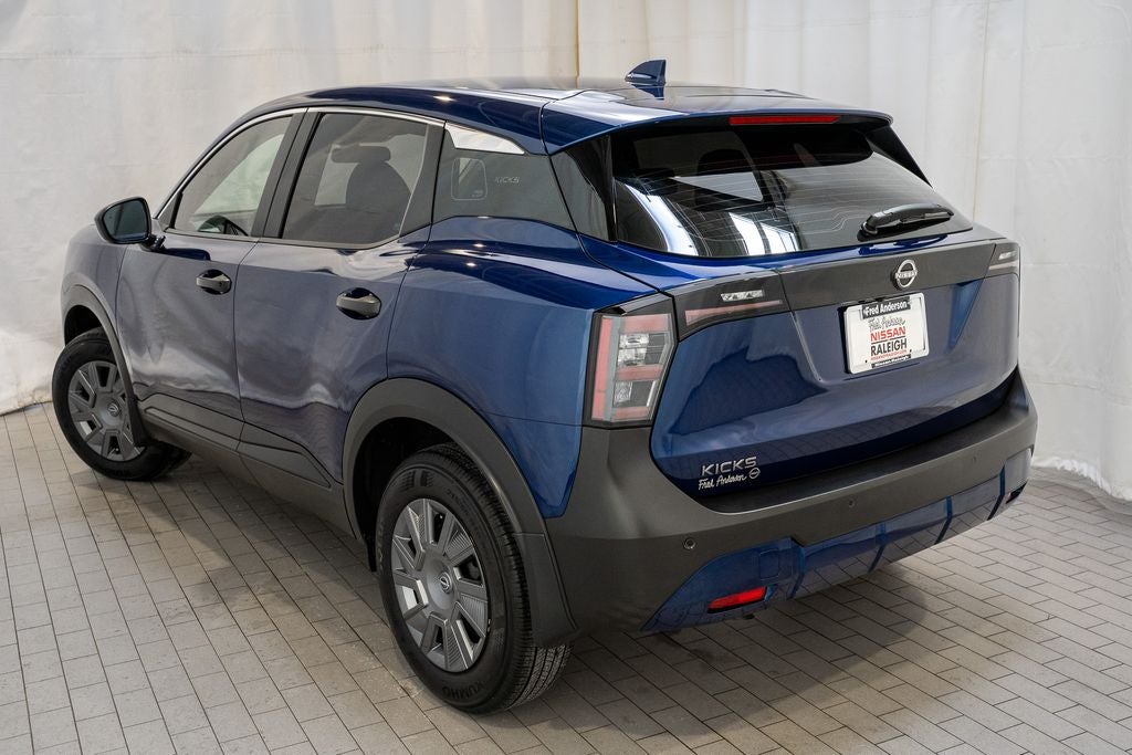 2025 Nissan Kicks S