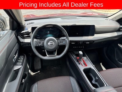 2025 Nissan Kicks SR