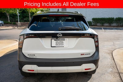 2025 Nissan Kicks SR