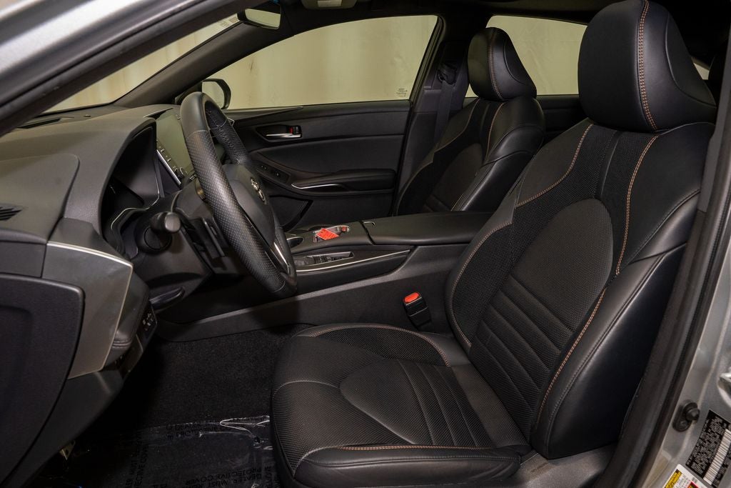 2021 Toyota Avalon Hybrid XSE