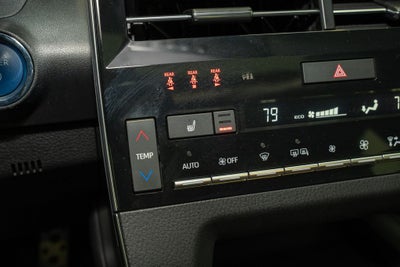 2021 Toyota Avalon Hybrid XSE