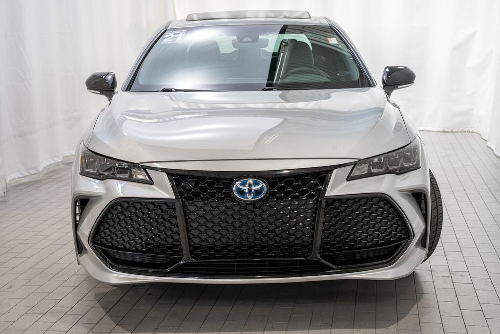 2021 Toyota Avalon Hybrid XSE