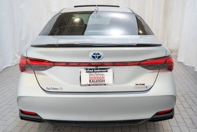 2021 Toyota Avalon Hybrid XSE