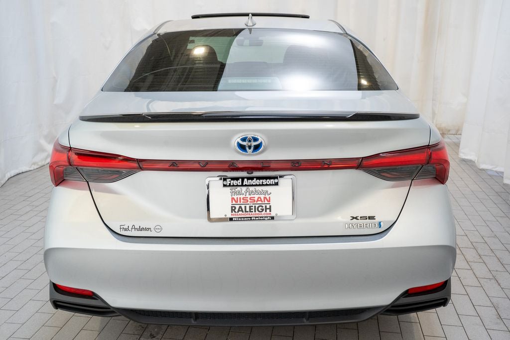 2021 Toyota Avalon Hybrid XSE
