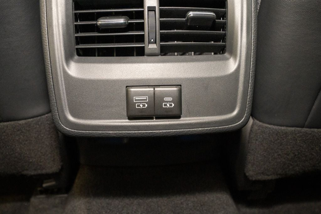 2021 Toyota Avalon Hybrid XSE