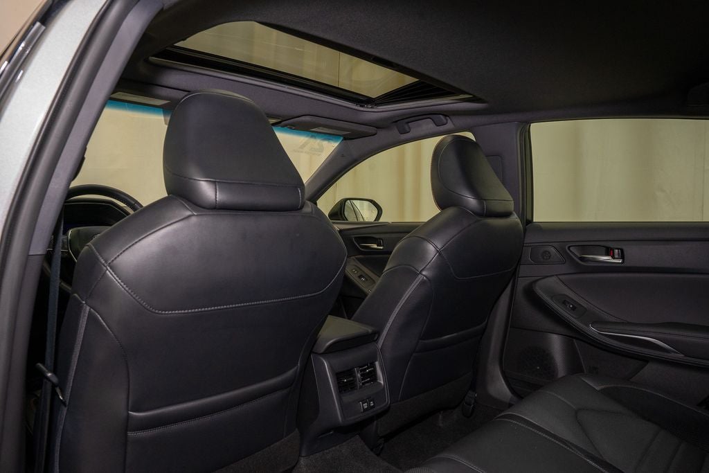 2021 Toyota Avalon Hybrid XSE