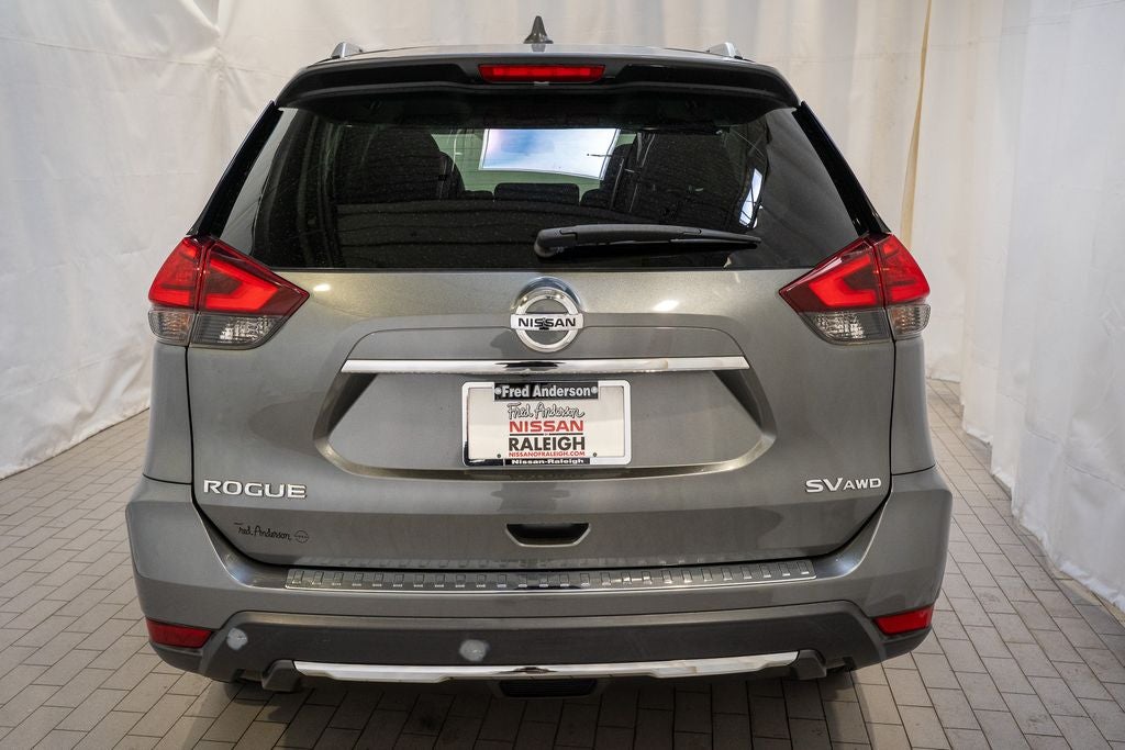 2017 Nissan Rogue SV