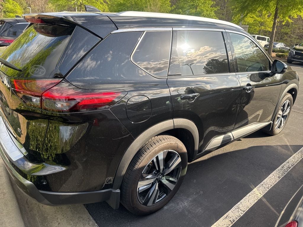 2025 Nissan Rogue SL