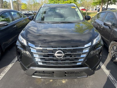 2025 Nissan Rogue SL