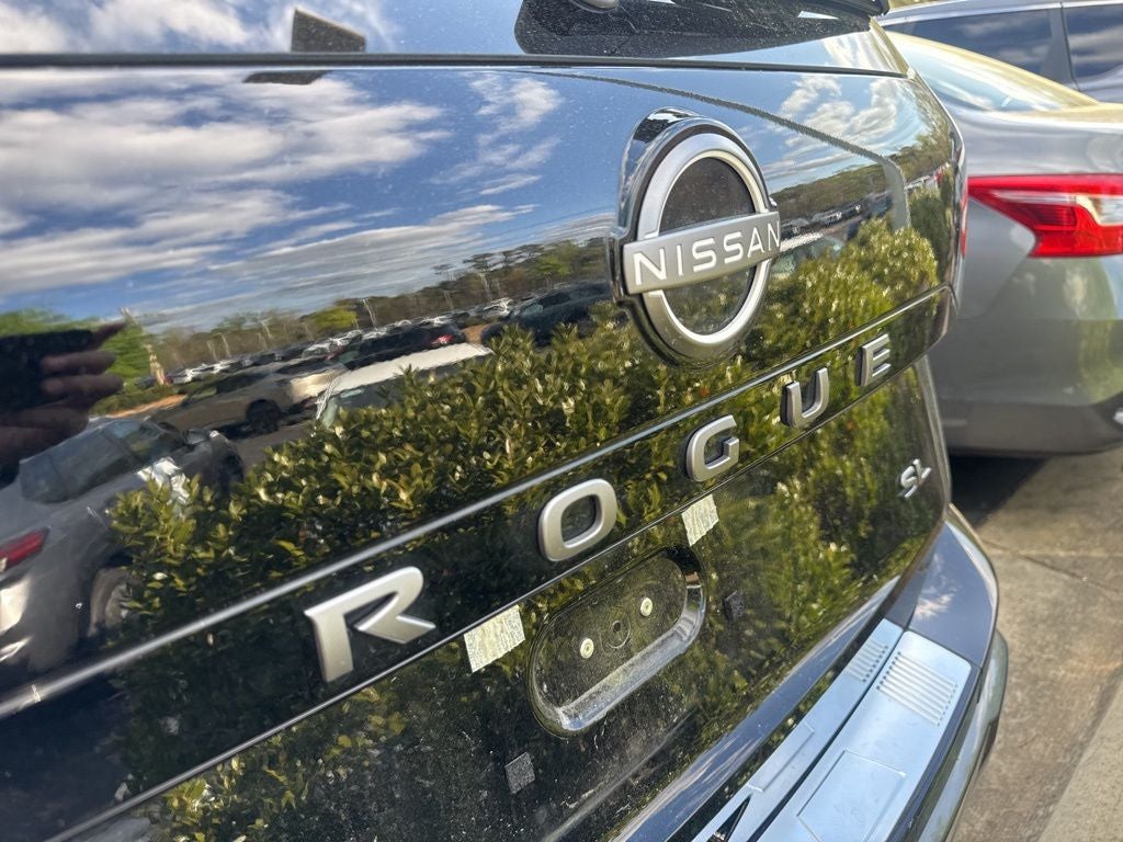 2025 Nissan Rogue SL