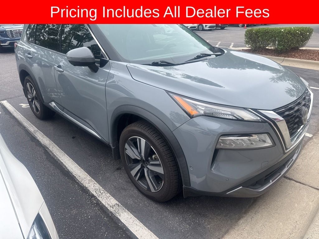 2022 Nissan Rogue SL FWD's photo