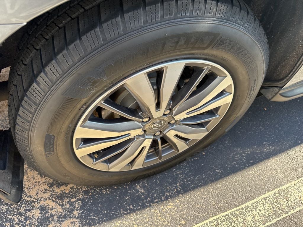 2020 Nissan Pathfinder S