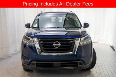 2022 Nissan Pathfinder SV