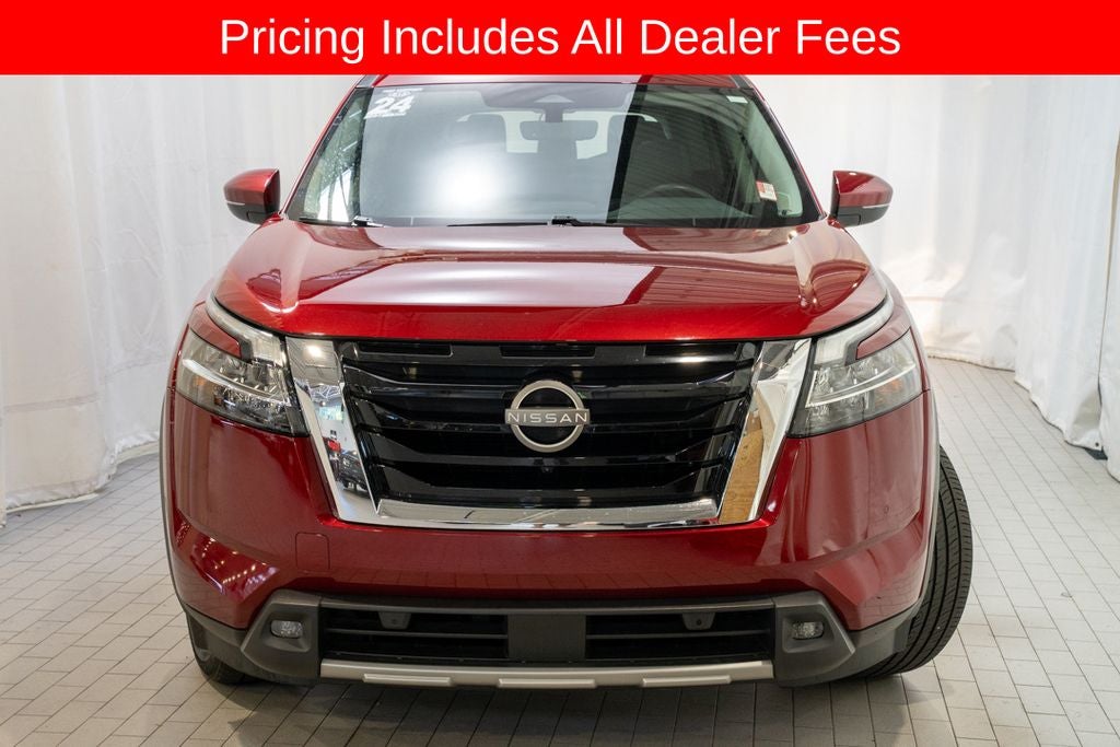 2024 Nissan Pathfinder SL