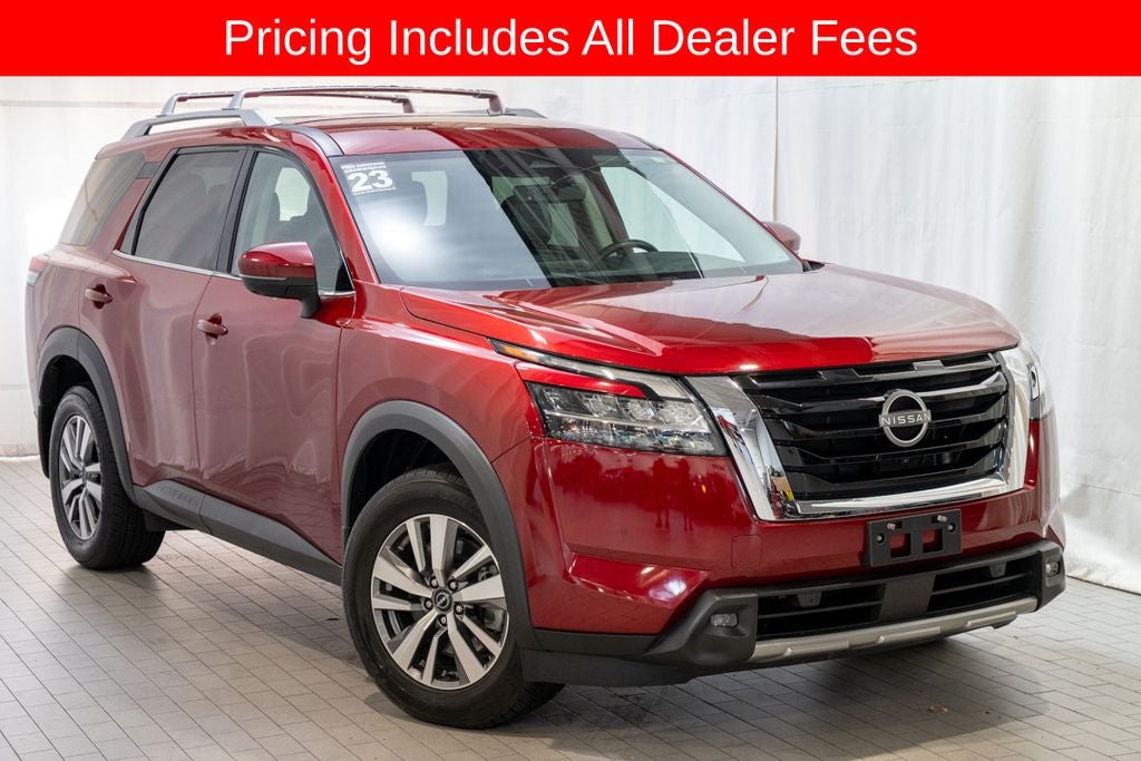 2023 Nissan Pathfinder SL