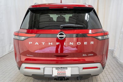 2023 Nissan Pathfinder SL