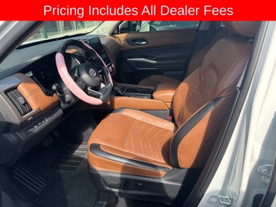 2024 Nissan Pathfinder Platinum