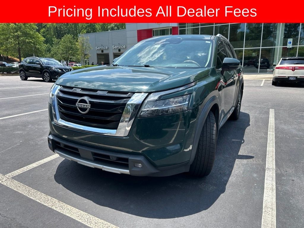 2022 Nissan Pathfinder Platinum