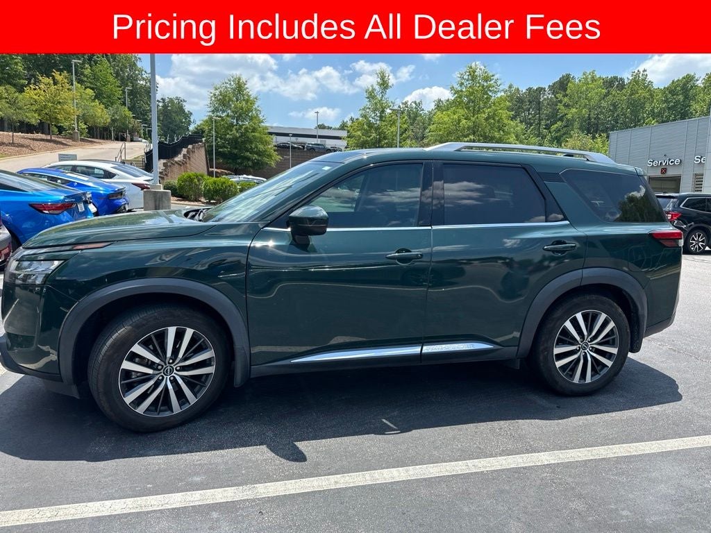 2022 Nissan Pathfinder Platinum