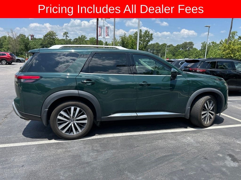 2022 Nissan Pathfinder Platinum