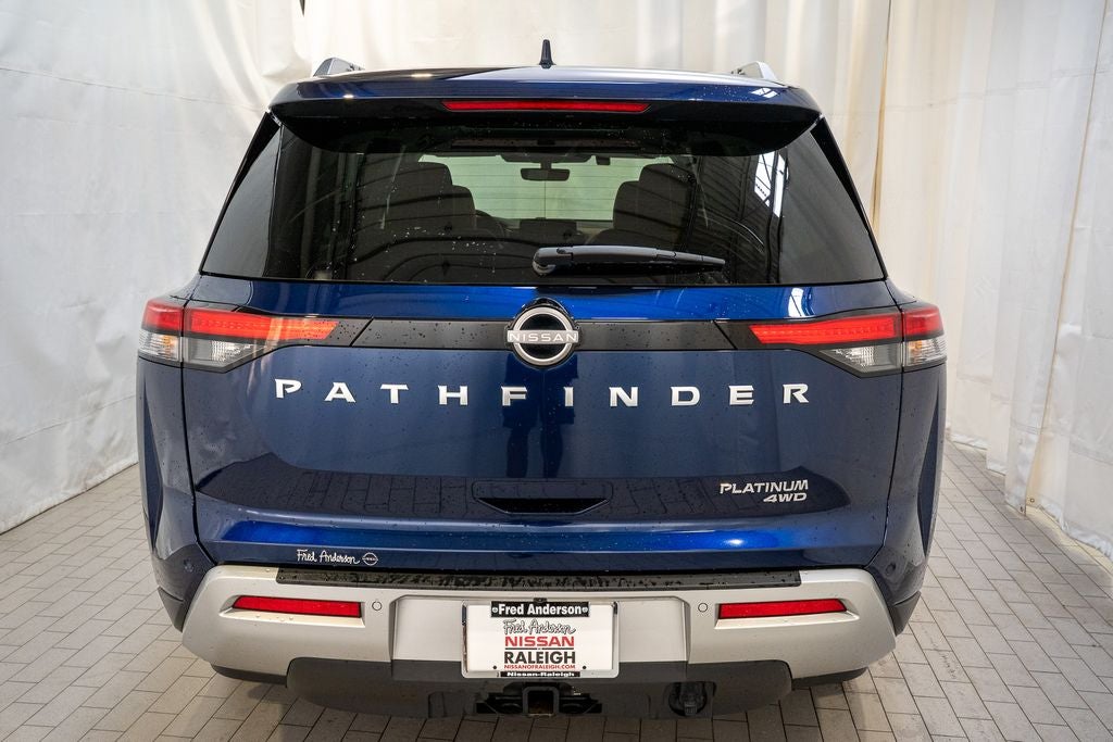 2025 Nissan Pathfinder Platinum