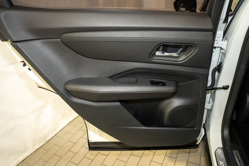 2023 Nissan Ariya ENGAGE e-4ORCE