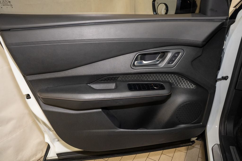 2023 Nissan Ariya ENGAGE e-4ORCE