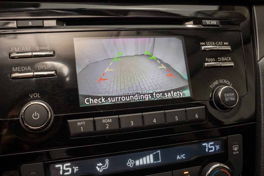 2015 Nissan Rogue SV