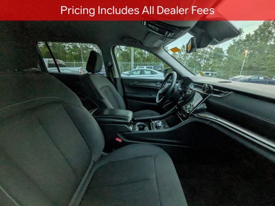 2022 Jeep Grand Cherokee L Laredo