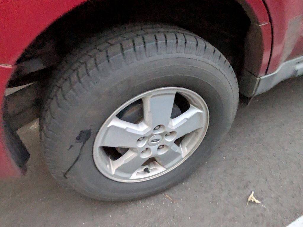 2009 Ford Escape XLS