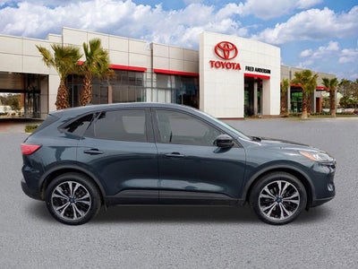 2022 Ford Escape SE