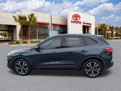 2022 Ford Escape SE