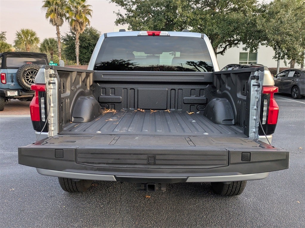 2024 Ford F-150 Lightning Flash