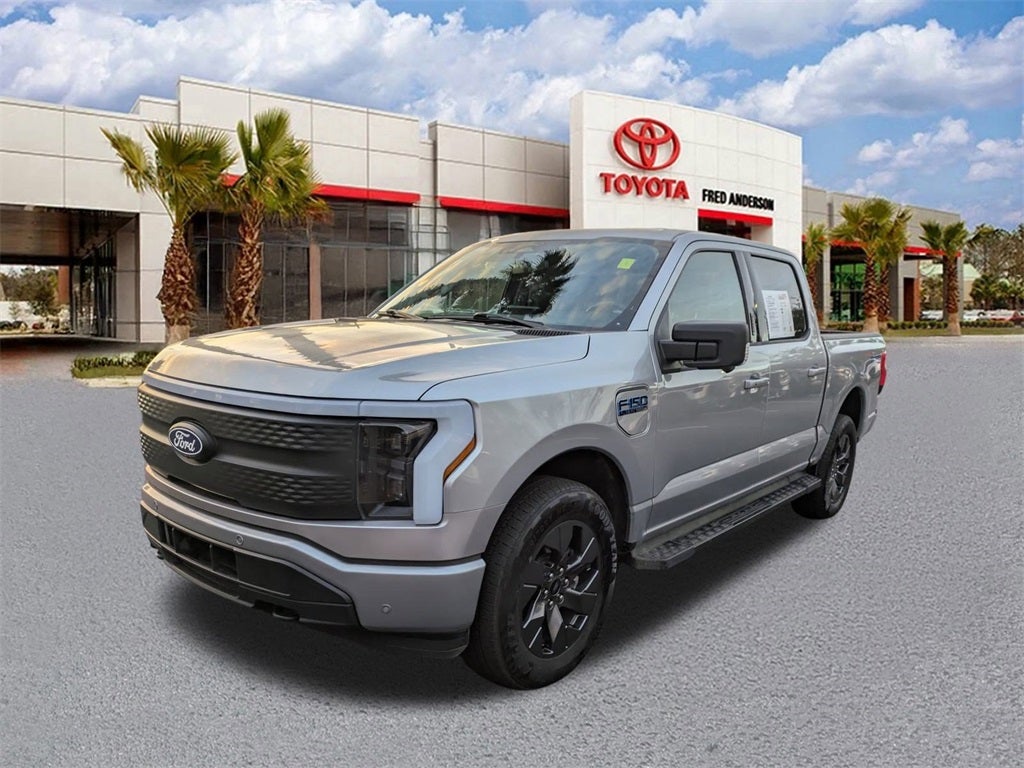 2024 Ford F-150 Lightning Flash