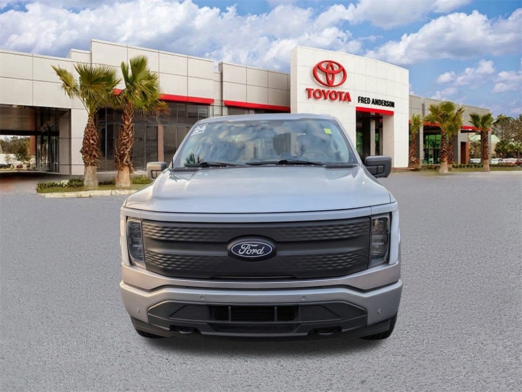 2024 Ford F-150 Lightning Flash