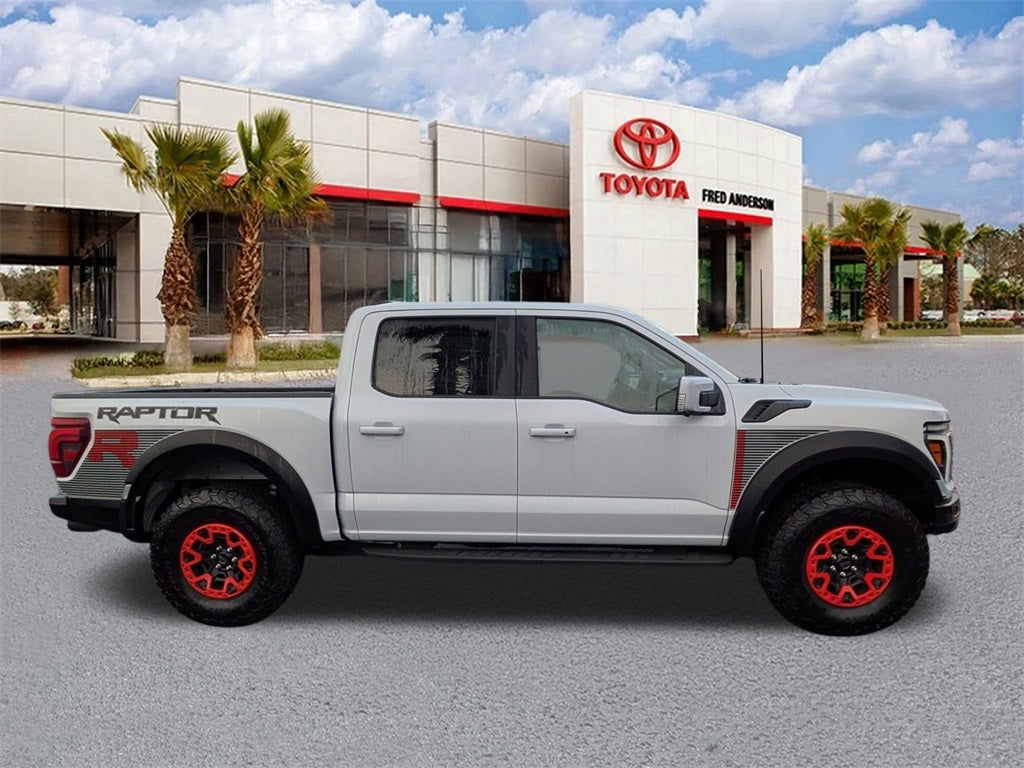2025 Ford F-150 Raptor R