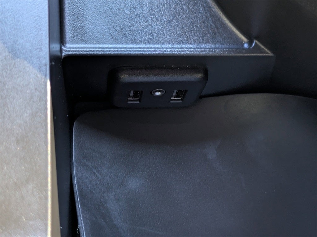 2023 Chevrolet Camaro 2LT 2LT