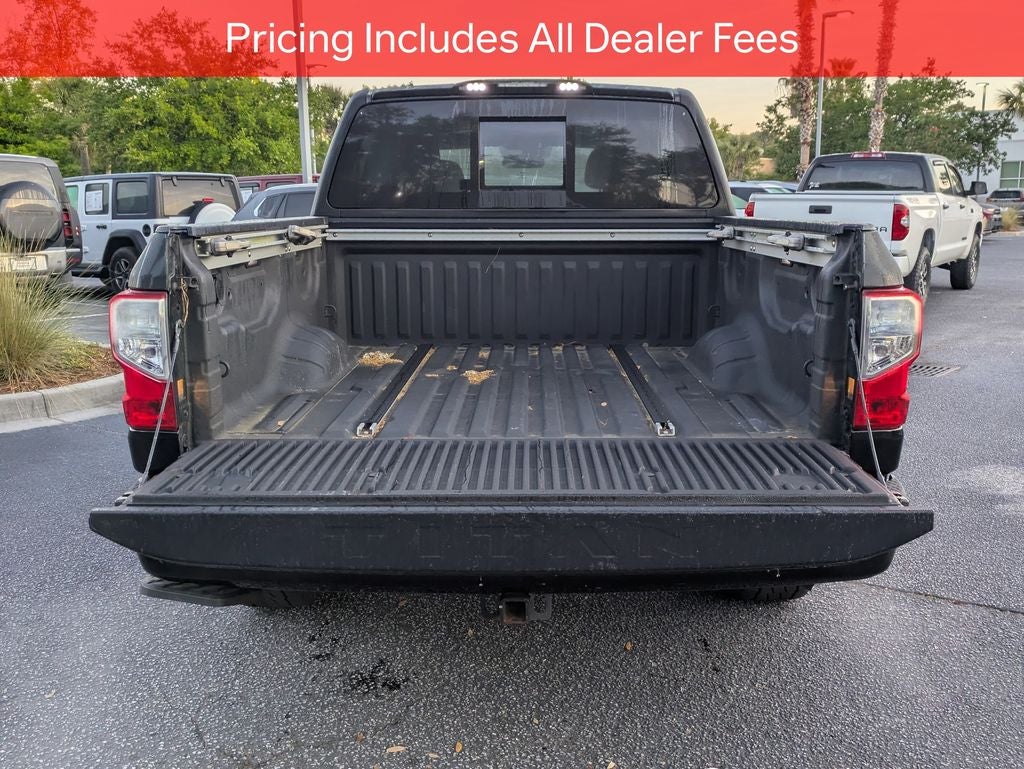 2017 Nissan Titan SL