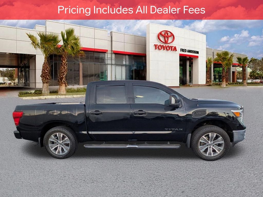 2017 Nissan Titan SL