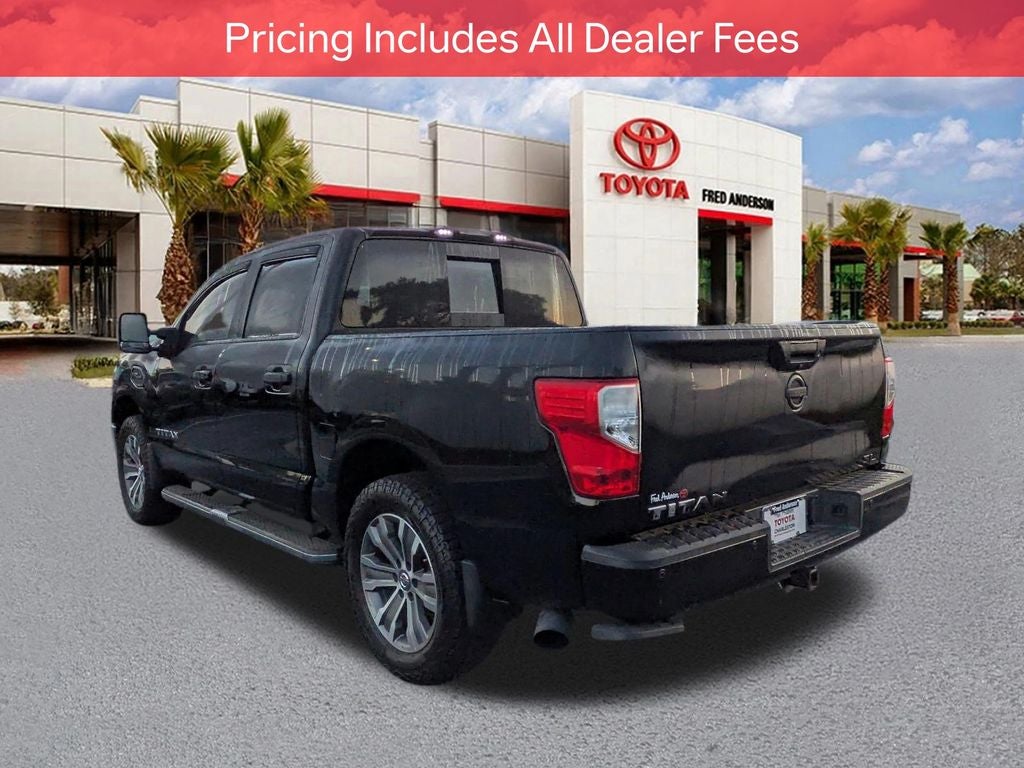 2017 Nissan Titan SL