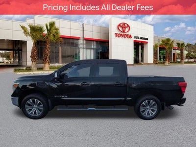 2017 Nissan Titan SL